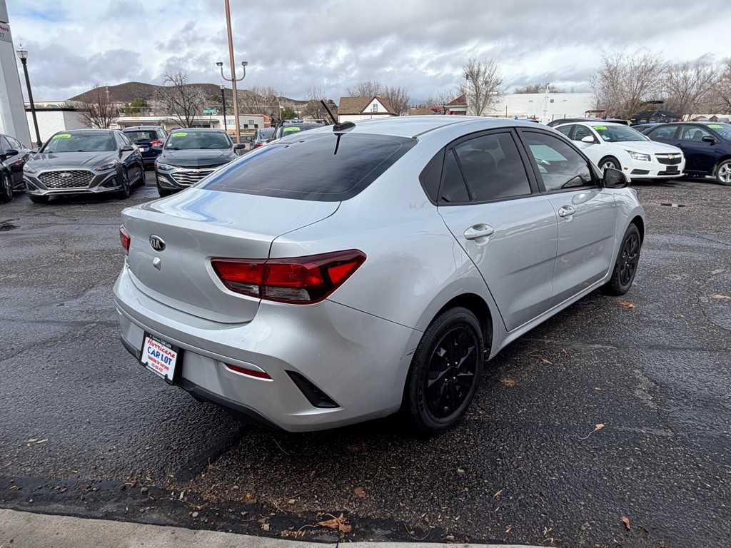 2021 Kia Rio Image 5