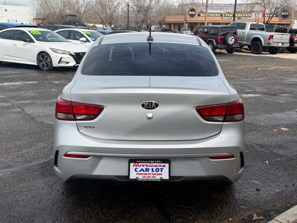 2021 Kia Rio Image 6