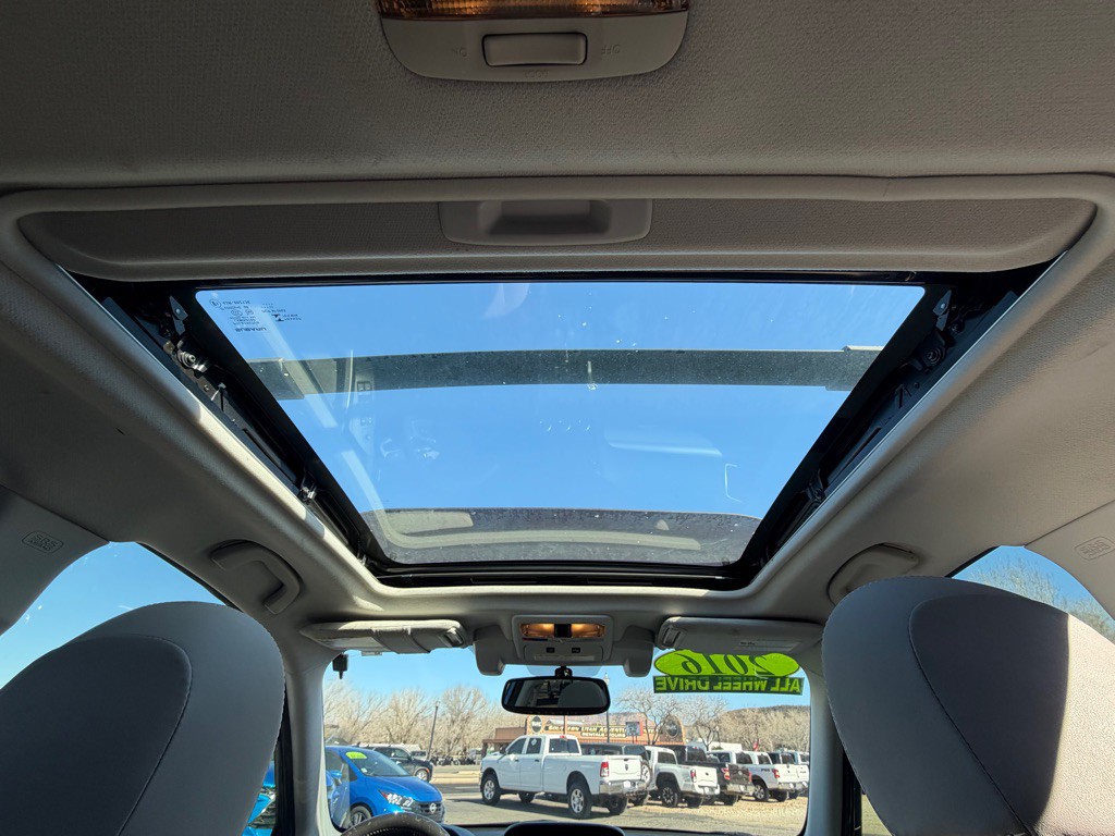 2016 Subaru Forester Image 17