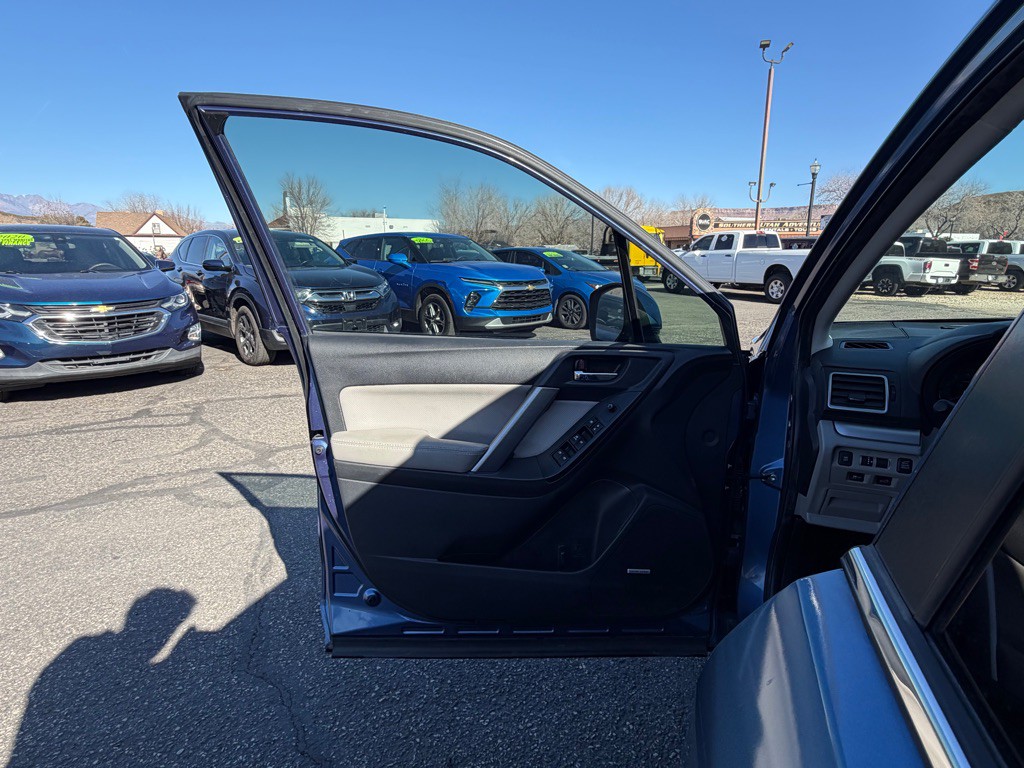 2016 Subaru Forester Image 20