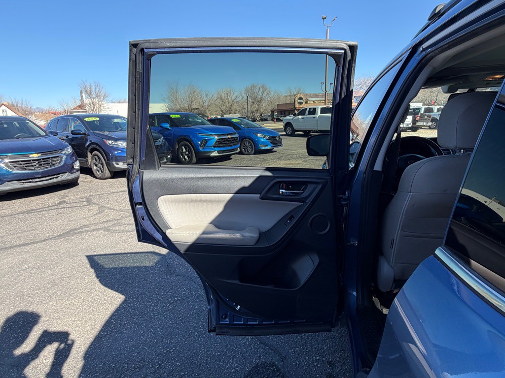 2016 Subaru Forester Image 23