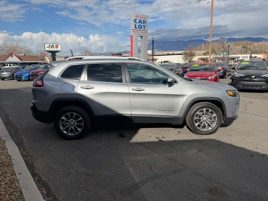 2020 Jeep Cherokee Image 4