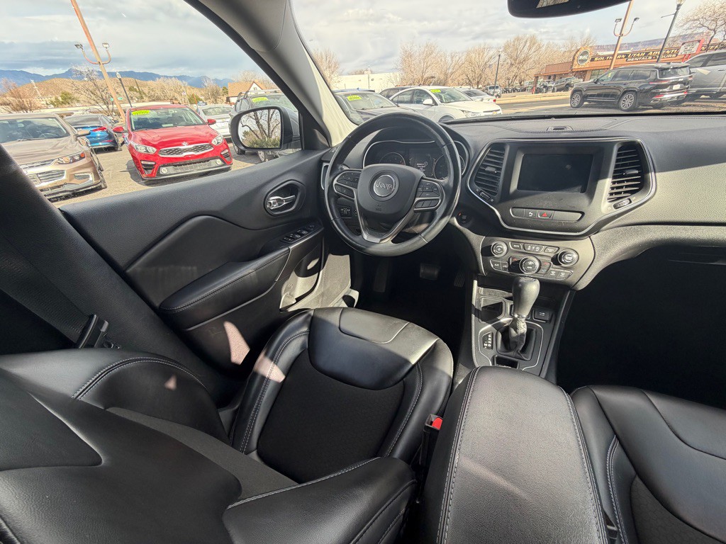 2020 Jeep Cherokee Image 13