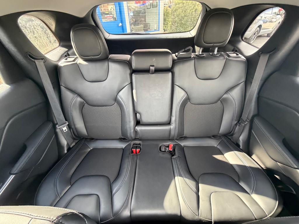 2020 Jeep Cherokee Image 19