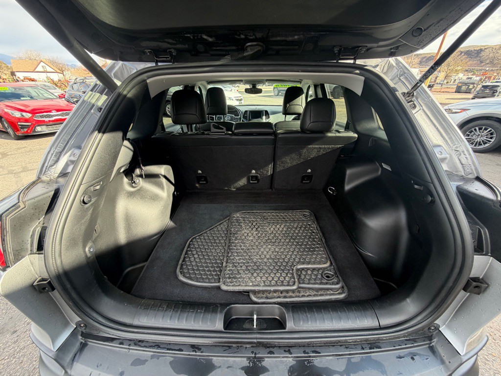 2020 Jeep Cherokee Image 20