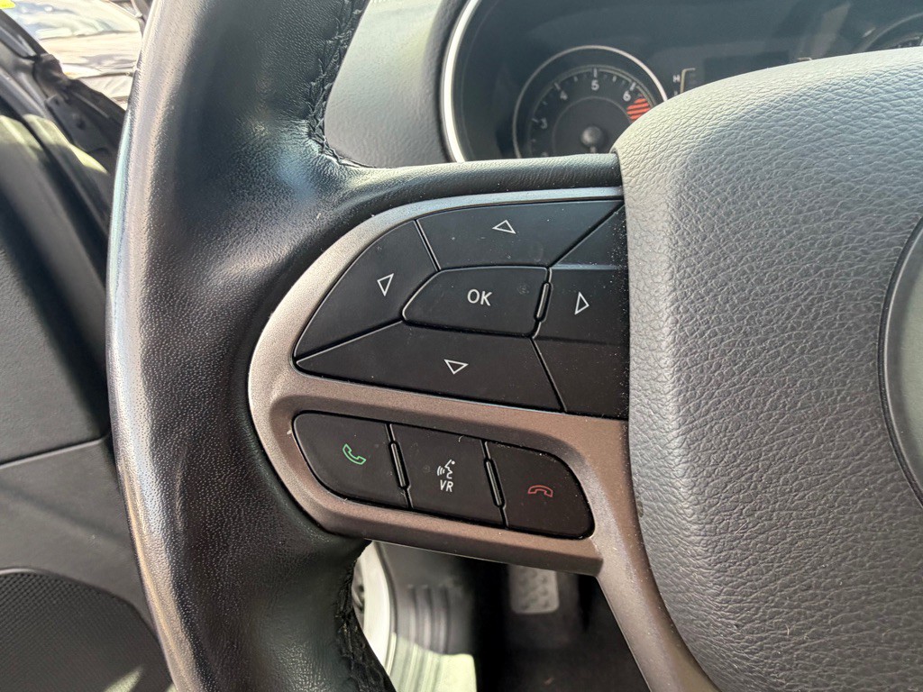 2020 Jeep Cherokee Image 29