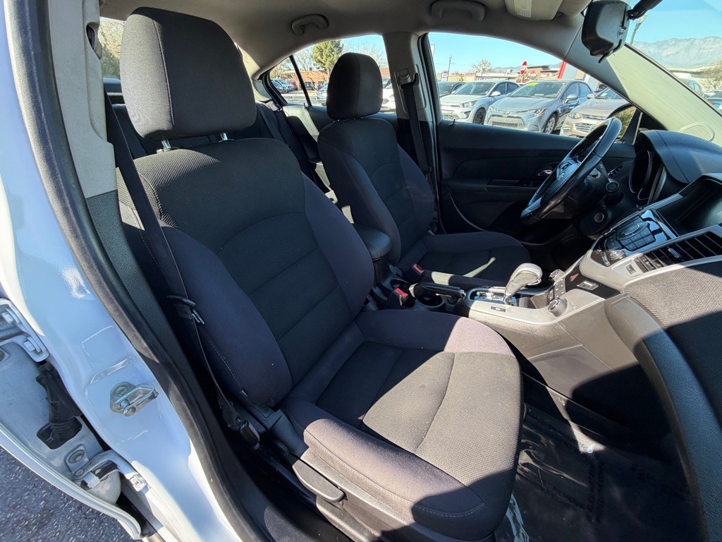 2014 Chevrolet Cruze Image 10