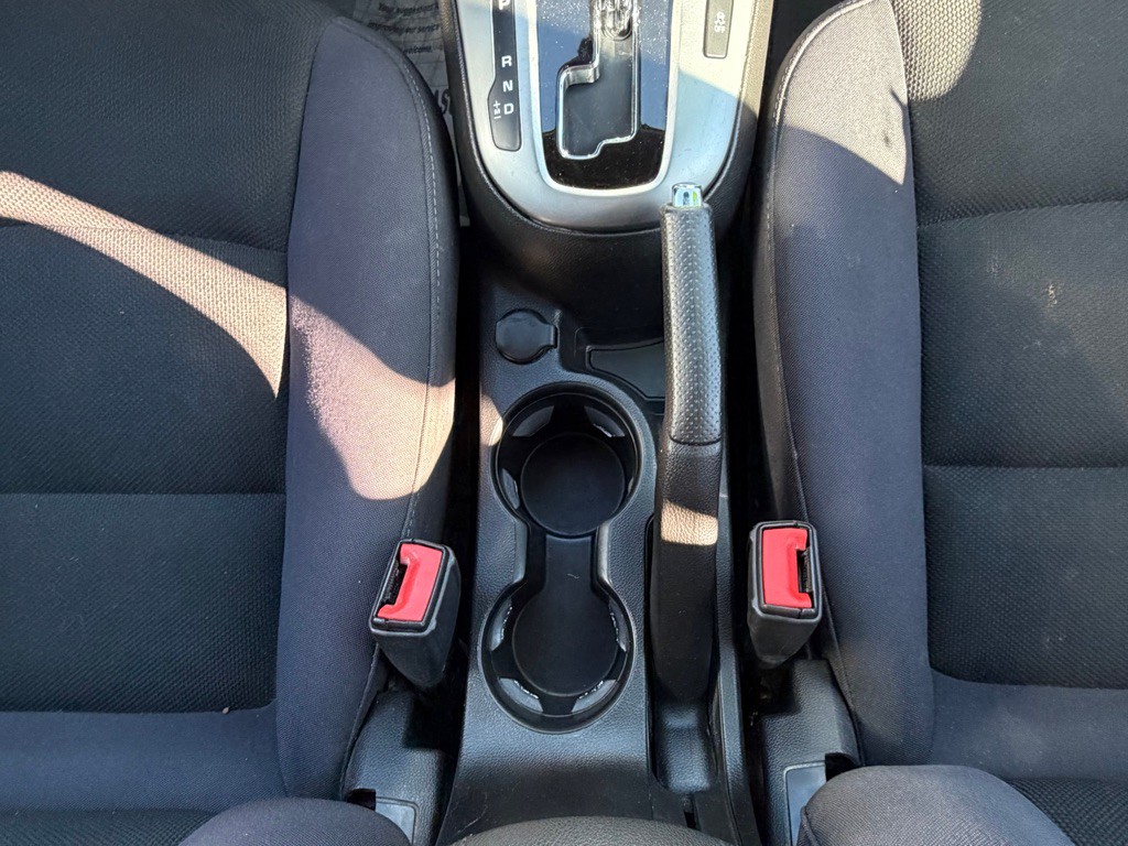 2014 Chevrolet Cruze Image 17