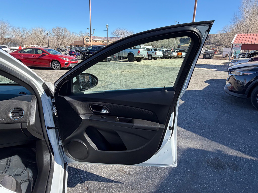 2014 Chevrolet Cruze Image 23