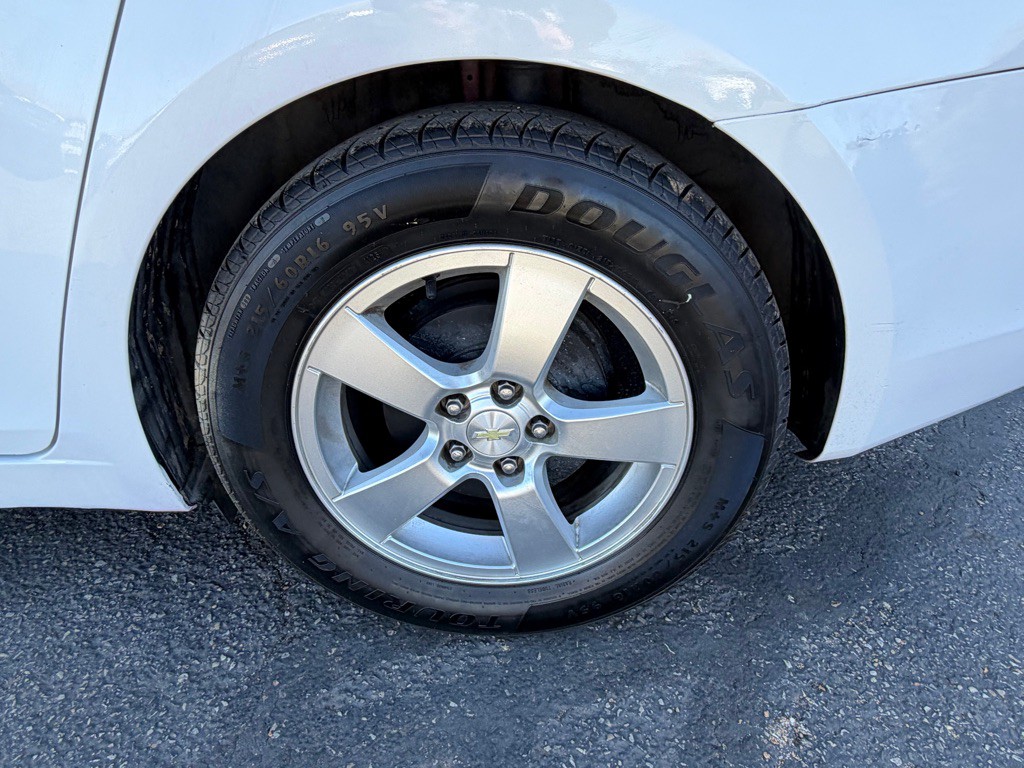 2014 Chevrolet Cruze Image 26