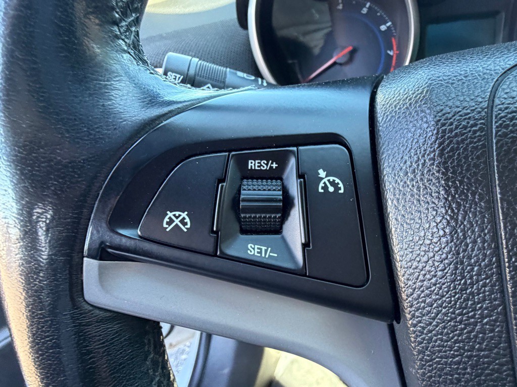 2014 Chevrolet Cruze Image 29