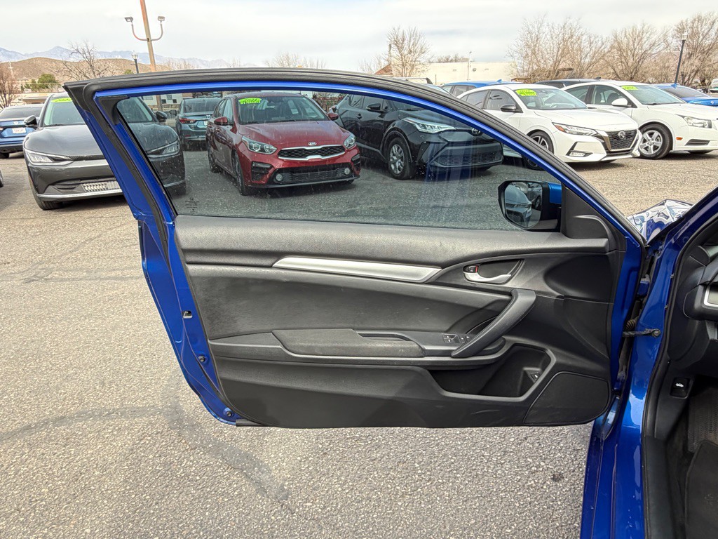 2019 Honda Civic Image 19