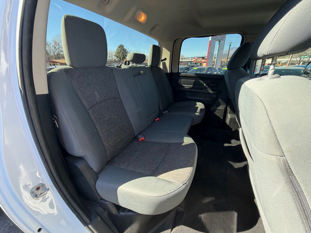 2015 RAM 2500 Image 12