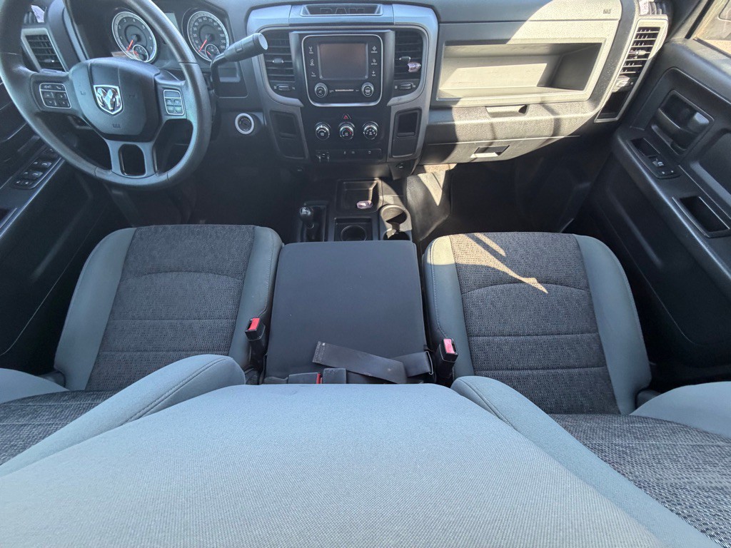 2015 RAM 2500 Image 16