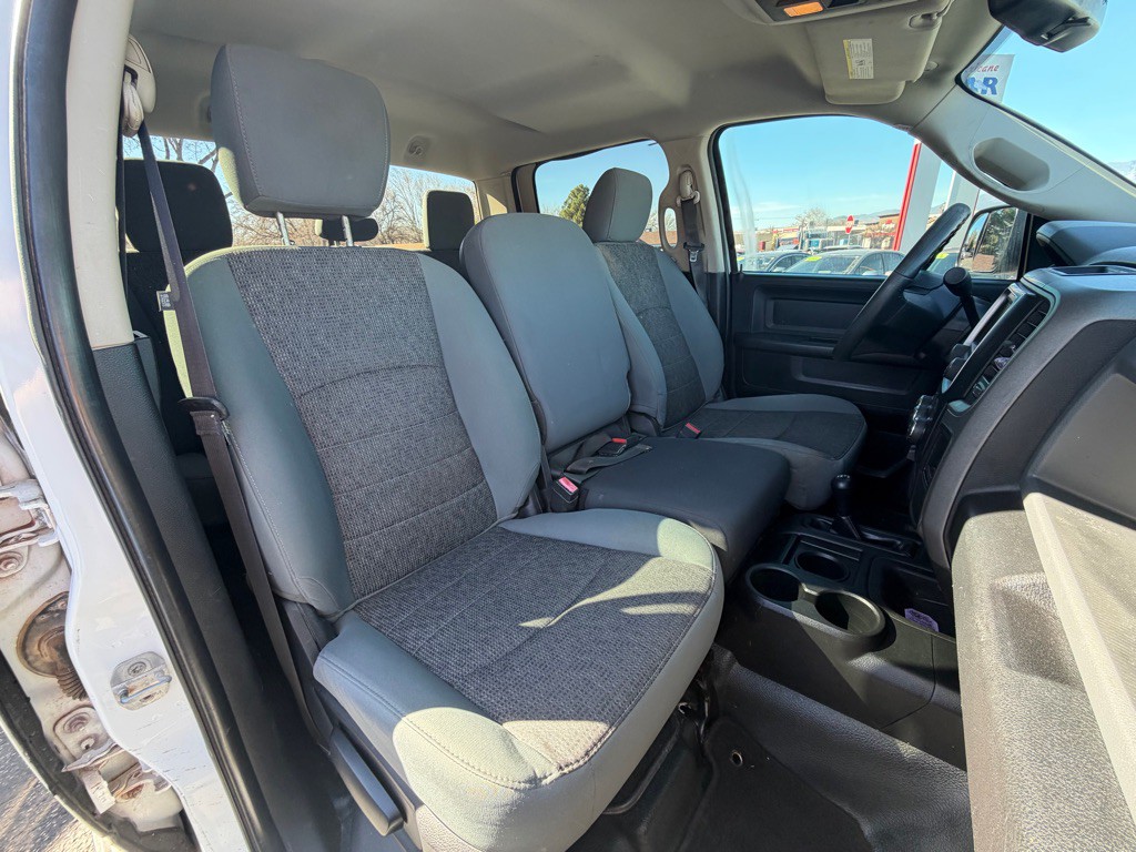 2015 RAM 2500 Image 17