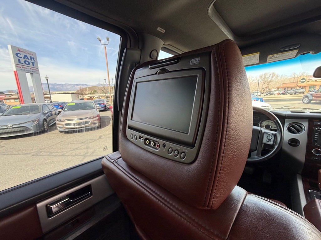 2012 Ford Expedition Image 22