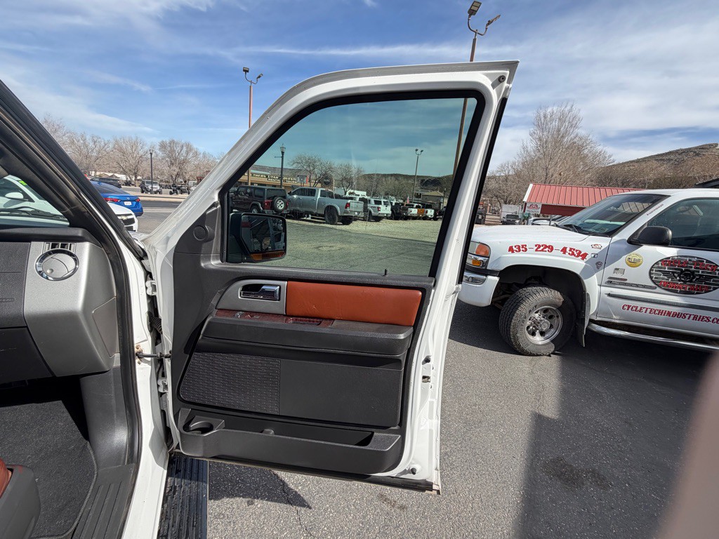 2012 Ford Expedition Image 28