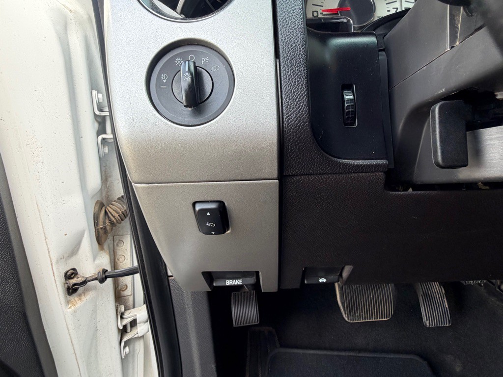 2012 Ford Expedition Image 33