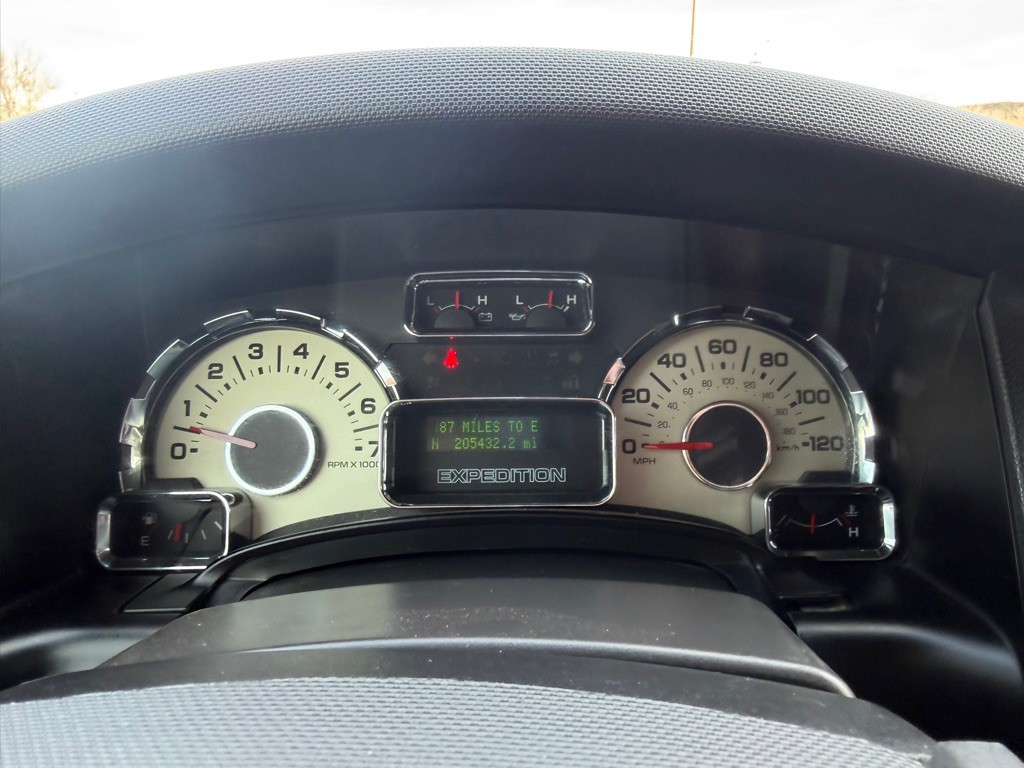 2012 Ford Expedition Image 36