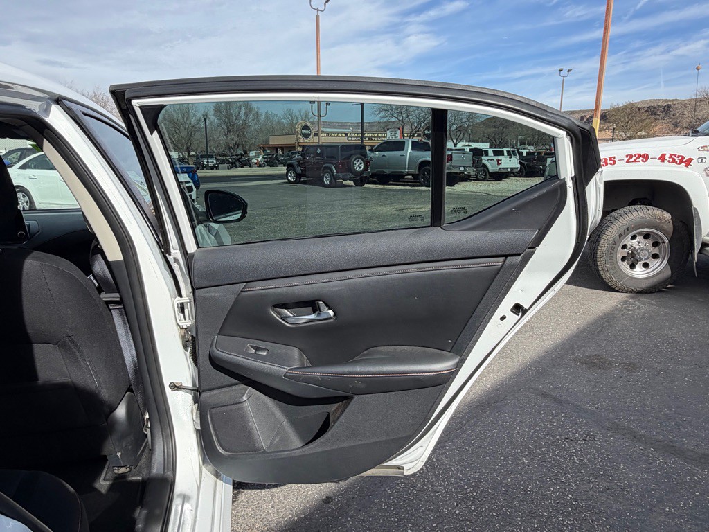 2020 Nissan Sentra Image 24