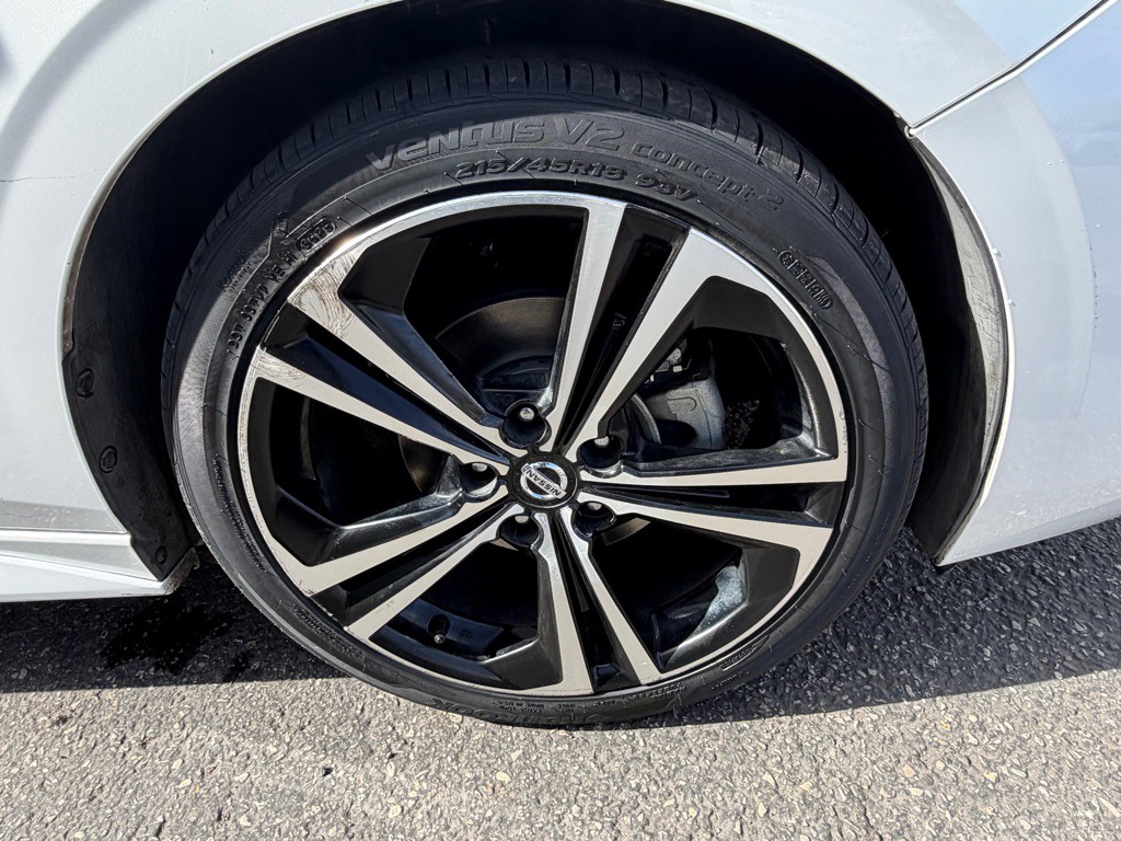 2020 Nissan Sentra Image 25