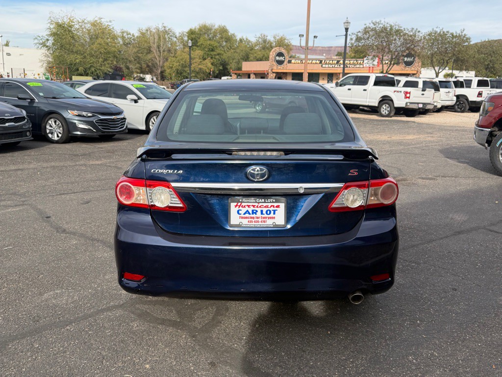 2013 Toyota Corolla Image 6