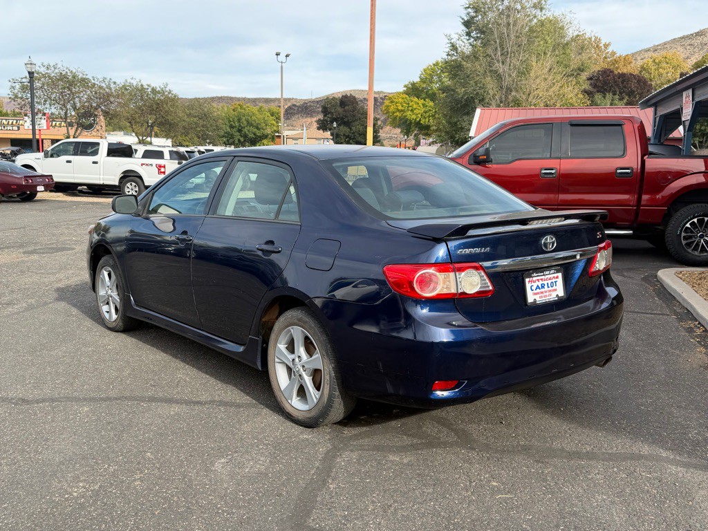 2013 Toyota Corolla Image 7