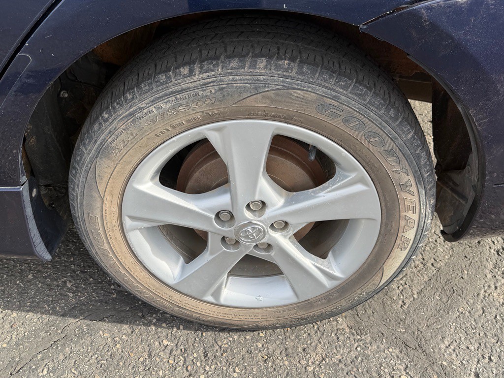 2013 Toyota Corolla Image 25