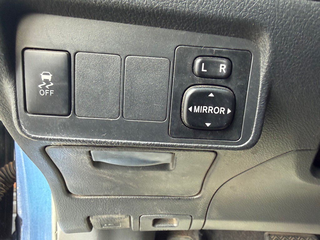 2013 Toyota Corolla Image 26