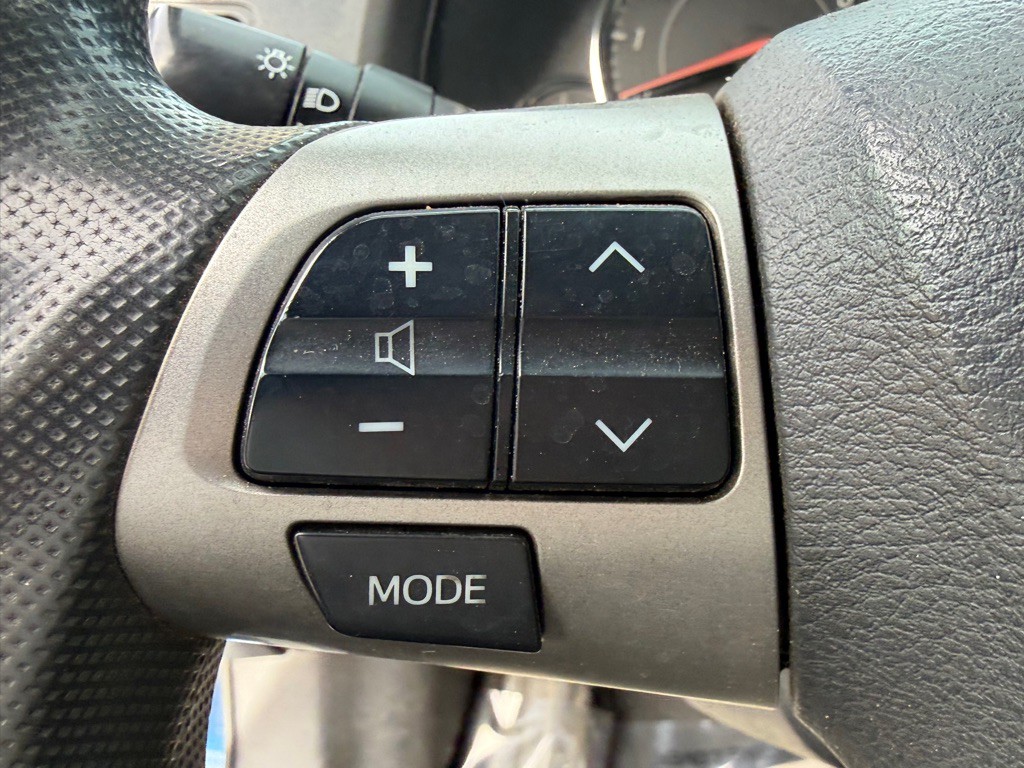 2013 Toyota Corolla Image 28