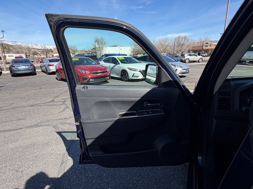 2012 Jeep Liberty Image 20