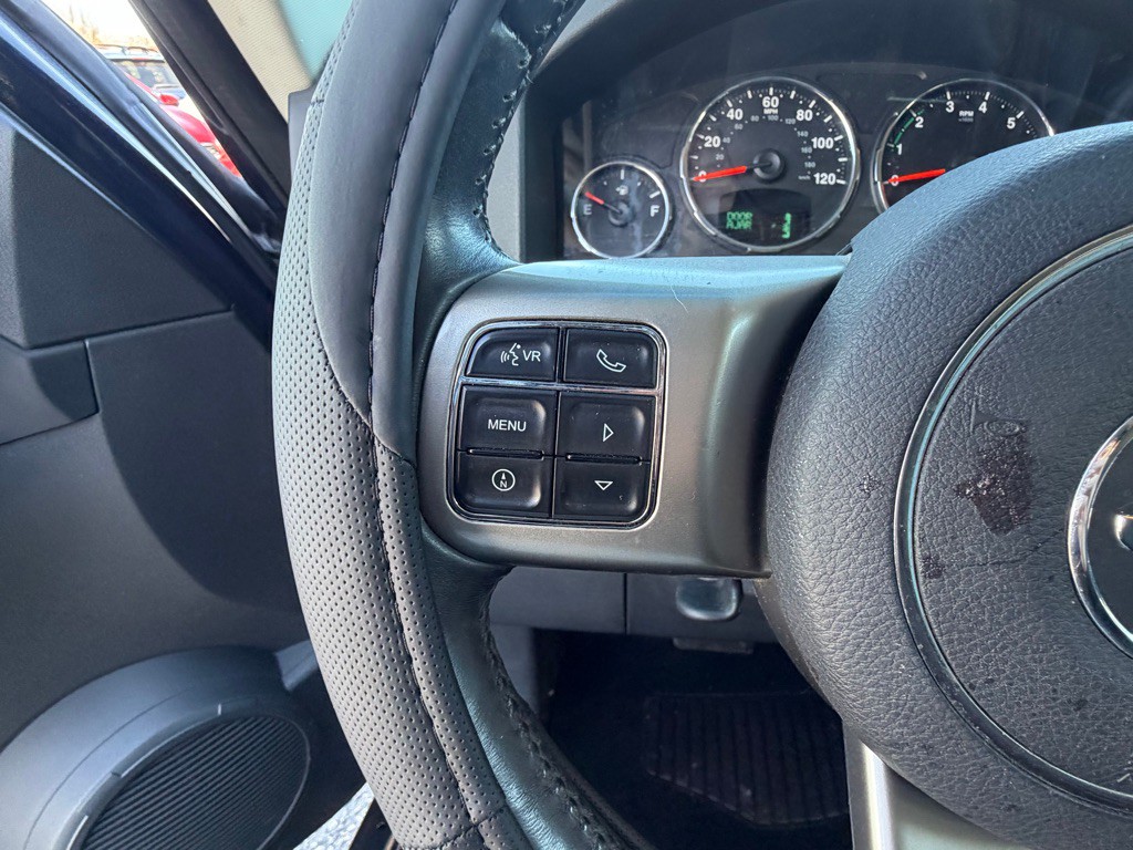 2012 Jeep Liberty Image 27