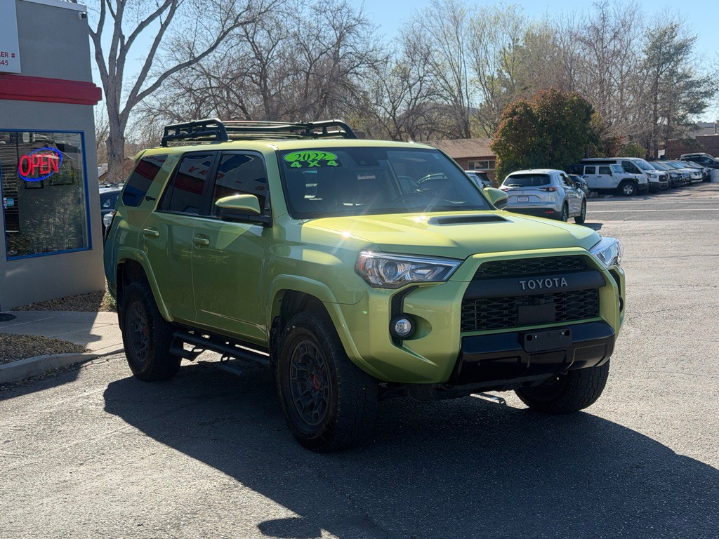 2022 Toyota 4Runner Image 3