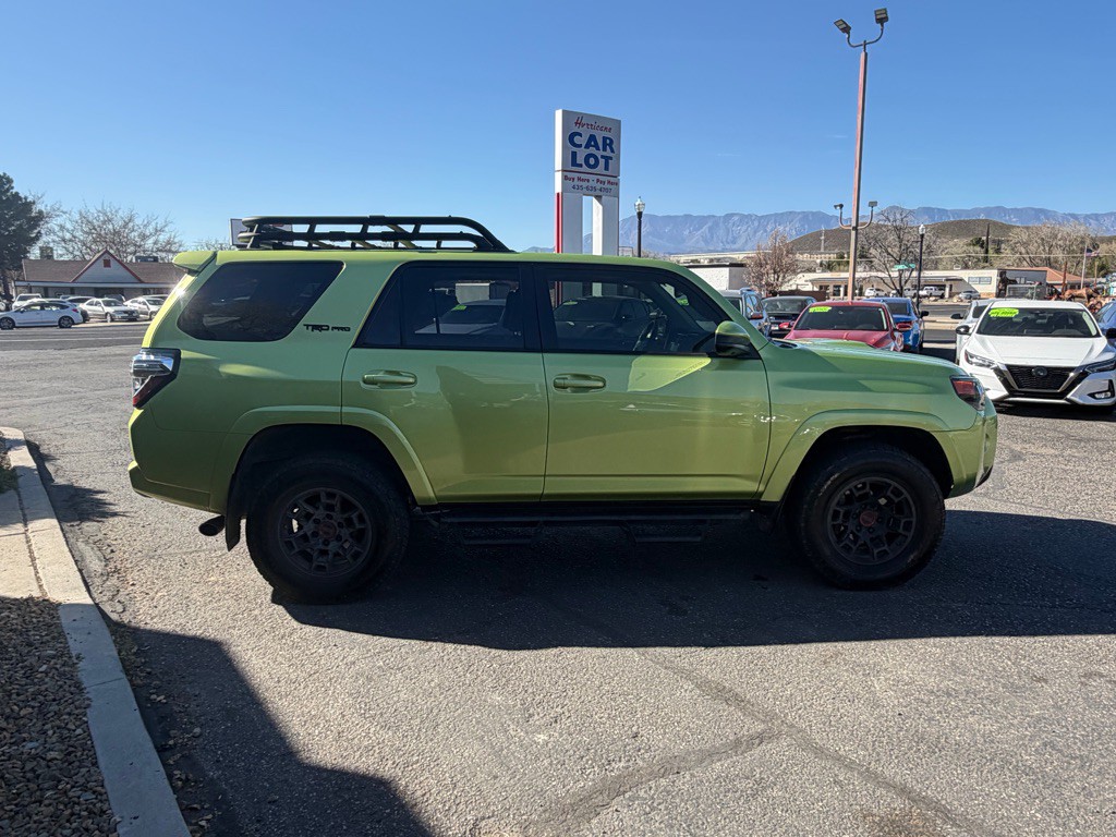 2022 Toyota 4Runner Image 4