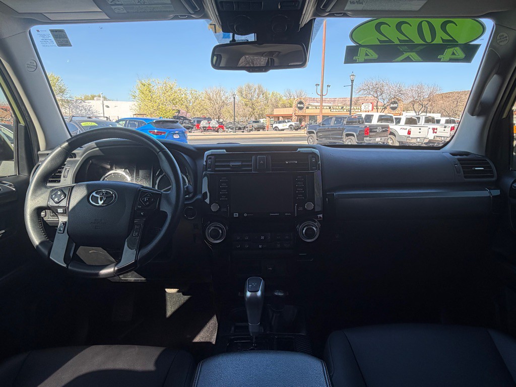2022 Toyota 4Runner Image 15
