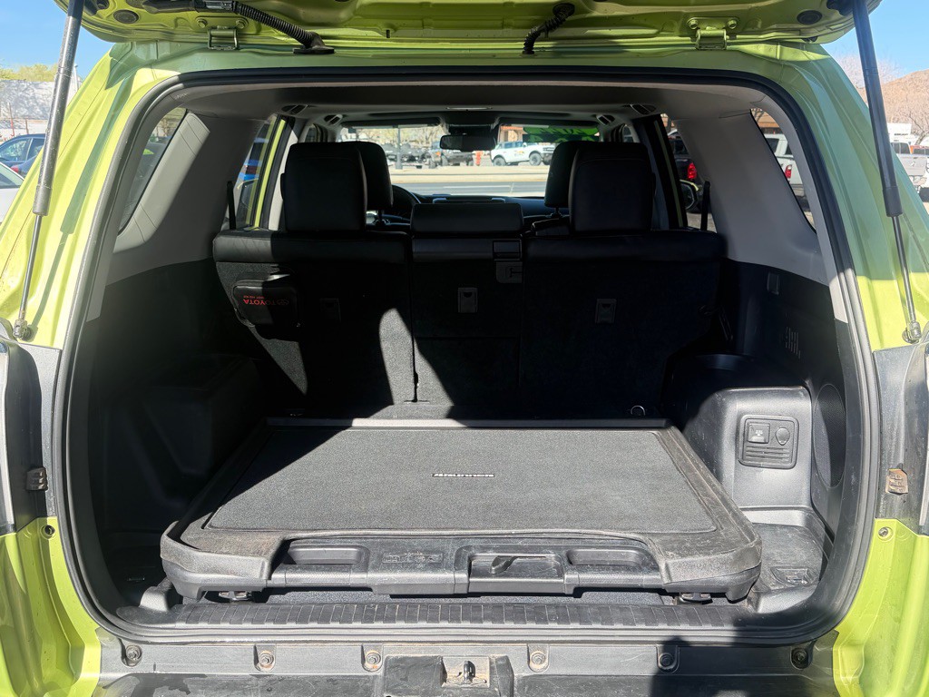 2022 Toyota 4Runner Image 22