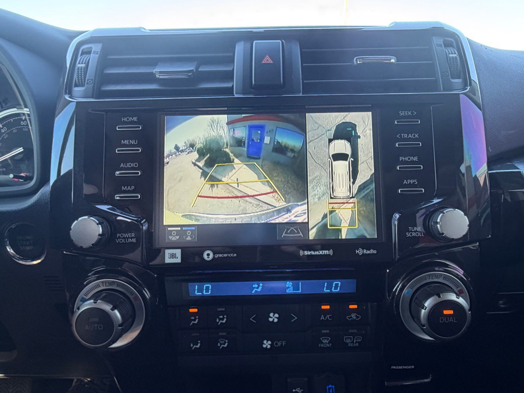 2022 Toyota 4Runner Image 35