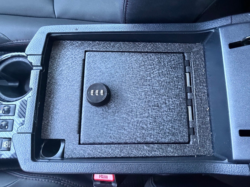 2022 Toyota 4Runner Image 37