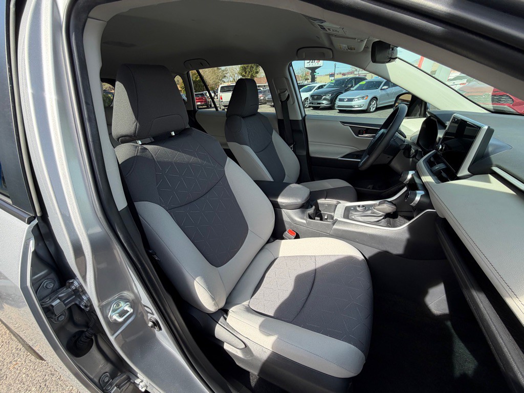 2024 Toyota Rav4 Image 10