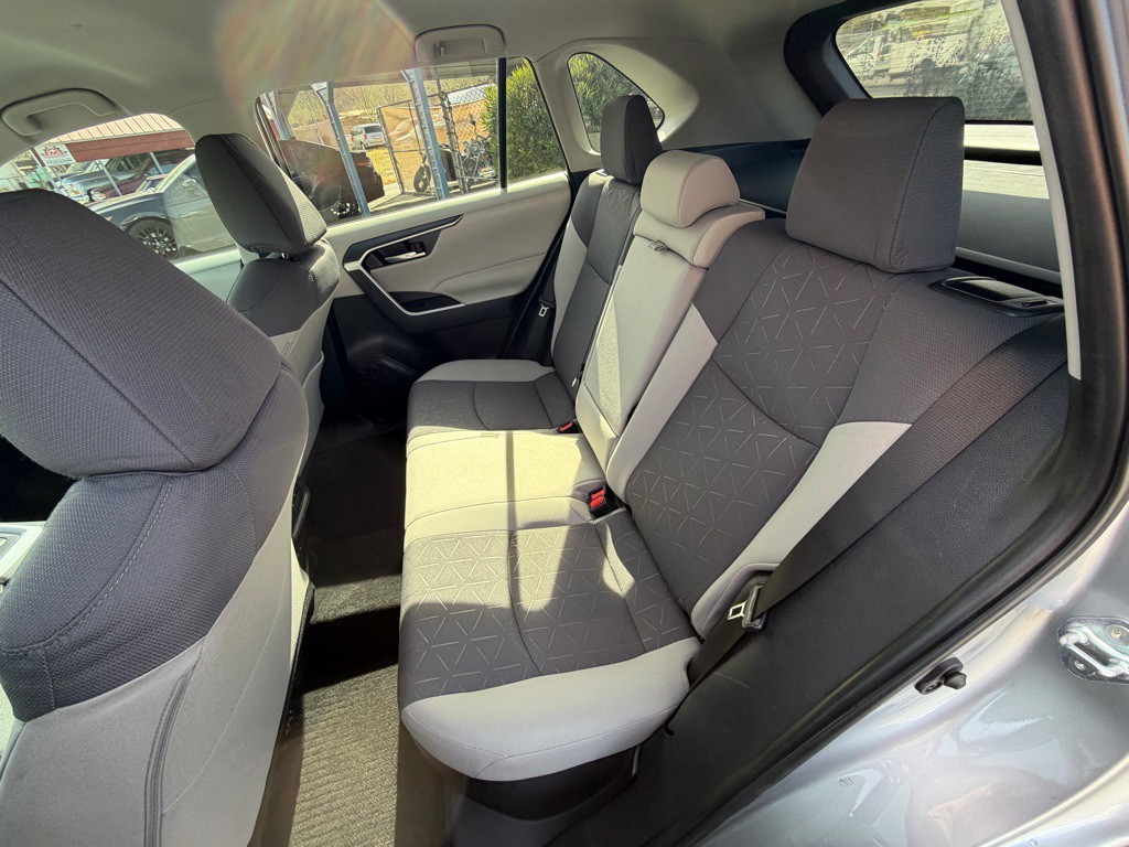 2024 Toyota Rav4 Image 11
