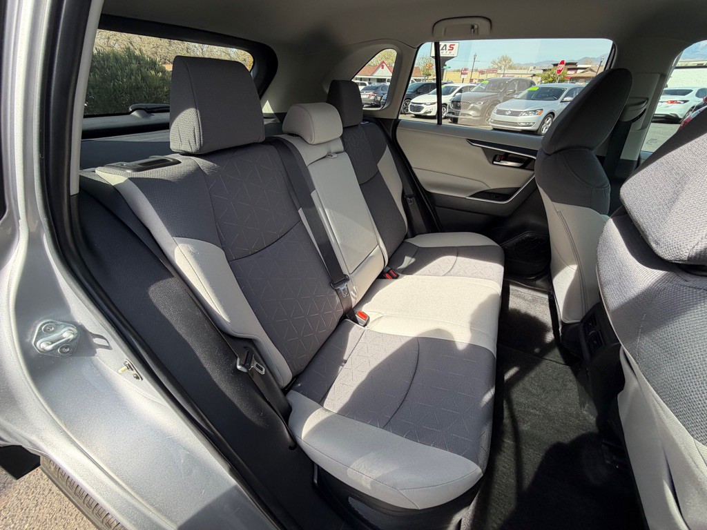 2024 Toyota Rav4 Image 12
