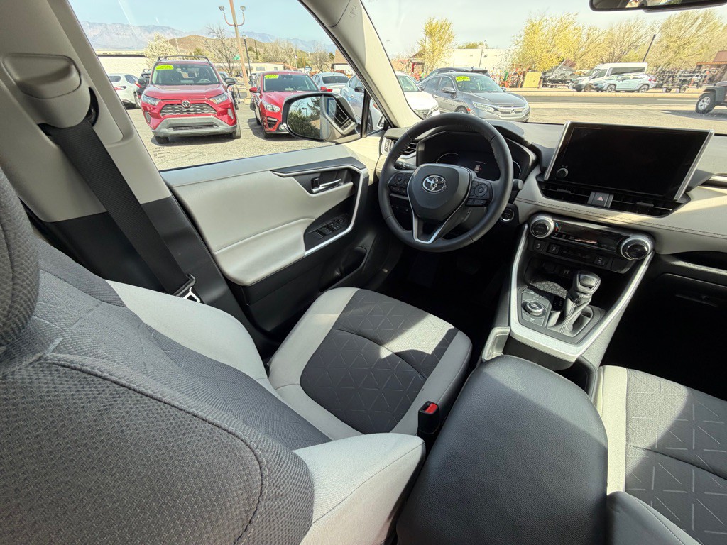 2024 Toyota Rav4 Image 13