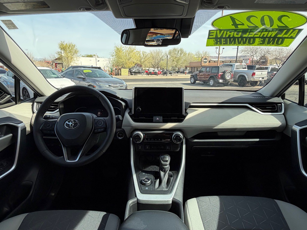 2024 Toyota Rav4 Image 14