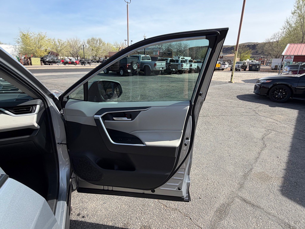 2024 Toyota Rav4 Image 22