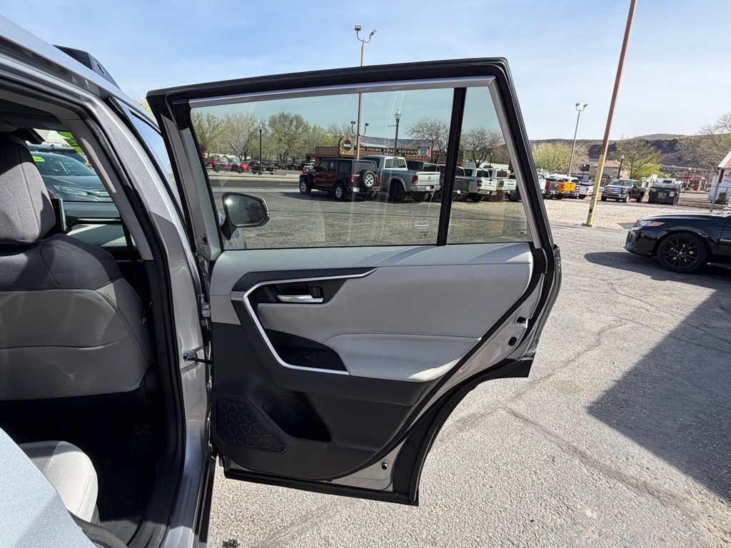 2024 Toyota Rav4 Image 24