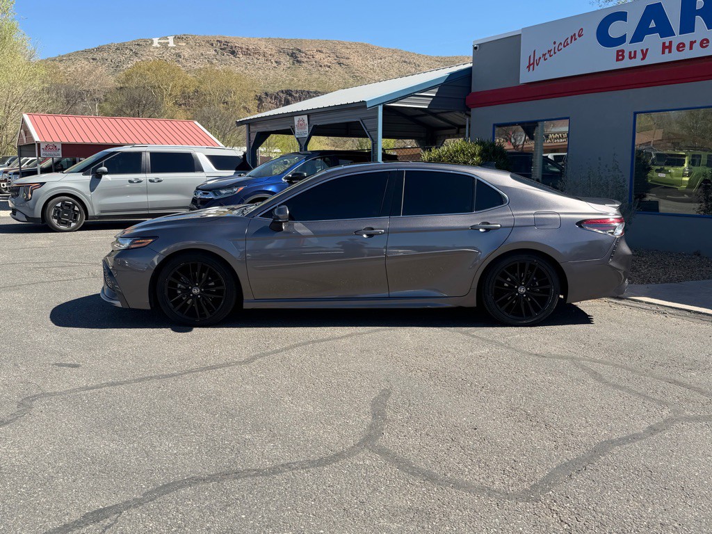 2022 Toyota Camry Image 8