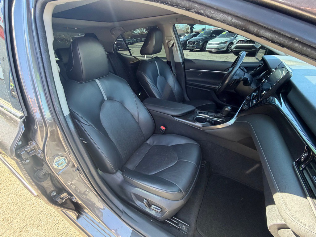 2022 Toyota Camry Image 10