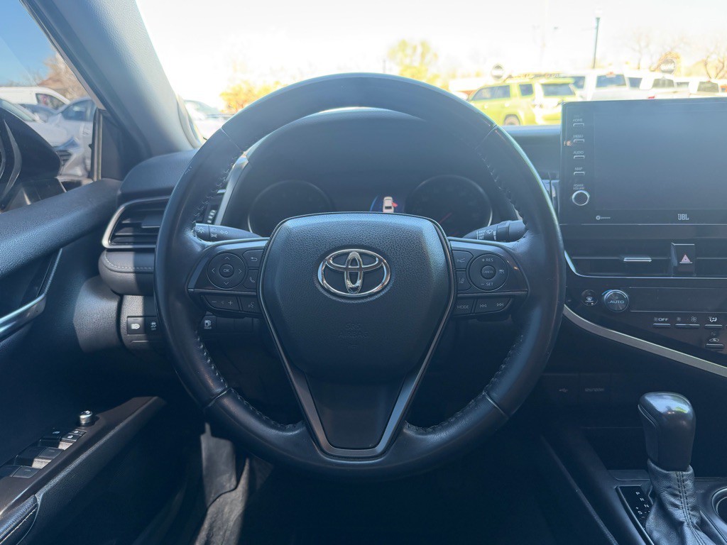 2022 Toyota Camry Image 17