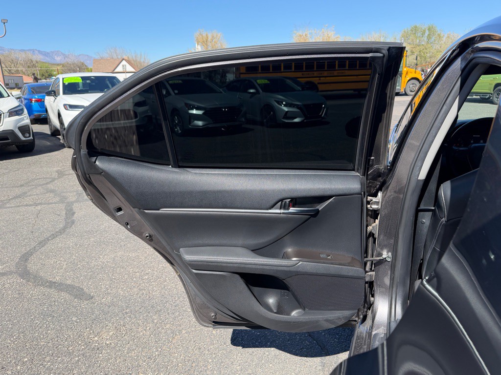 2022 Toyota Camry Image 24