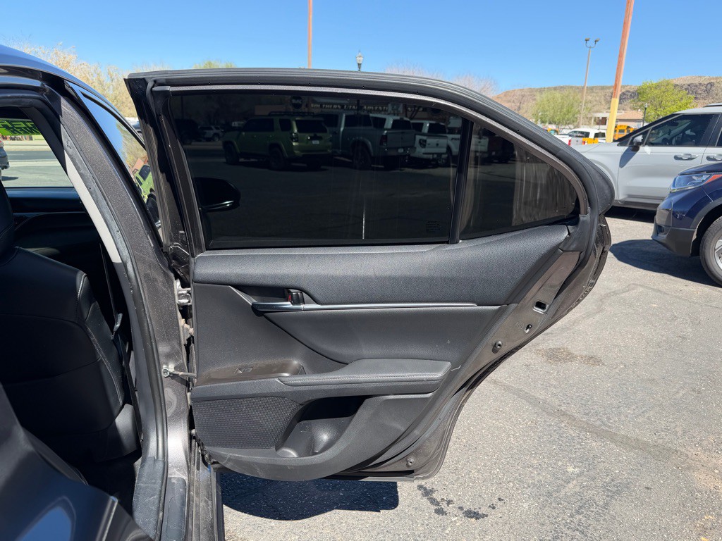 2022 Toyota Camry Image 25